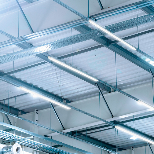 Светильник светодиодный LED 50Вт накладной, прямой IP20 1200мм (призма): фото 4